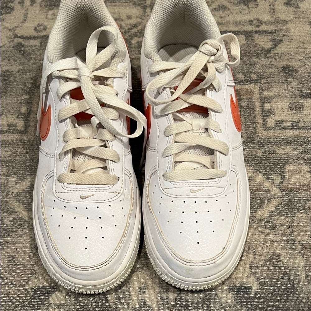 Nike Kids White and Orange AirForce 1 sneakers